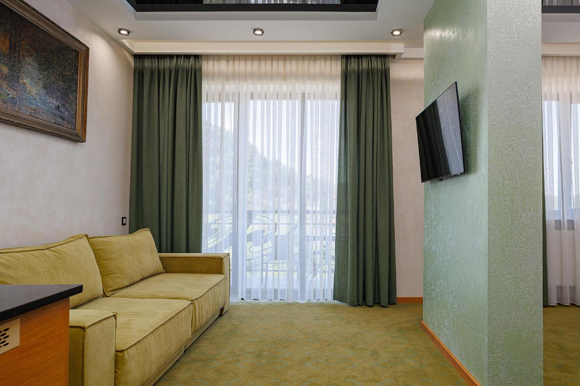 Molfar Resort Hotel & Spa Карпати Shaian Exterior photo